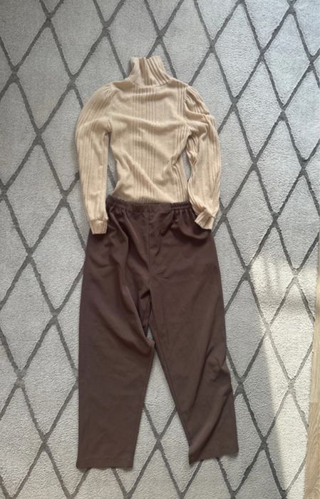 Komplet bluzka i spodnie