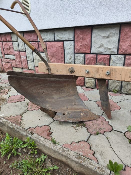 Плуг кінний для мотоблока