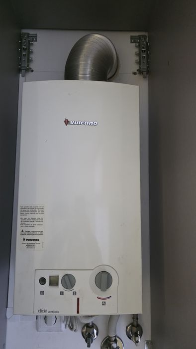 Esquentador Vulcano WRD 11-4 KG NAT • Gás Natural • Em Bom Estado