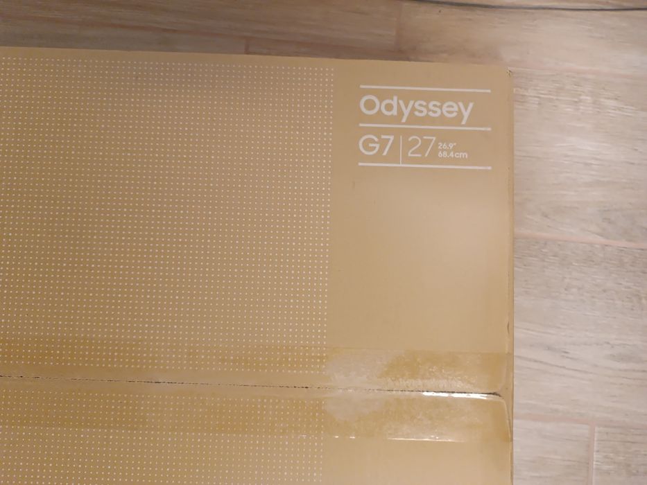 Монитор игровой Samsung Odyssey G7 27'