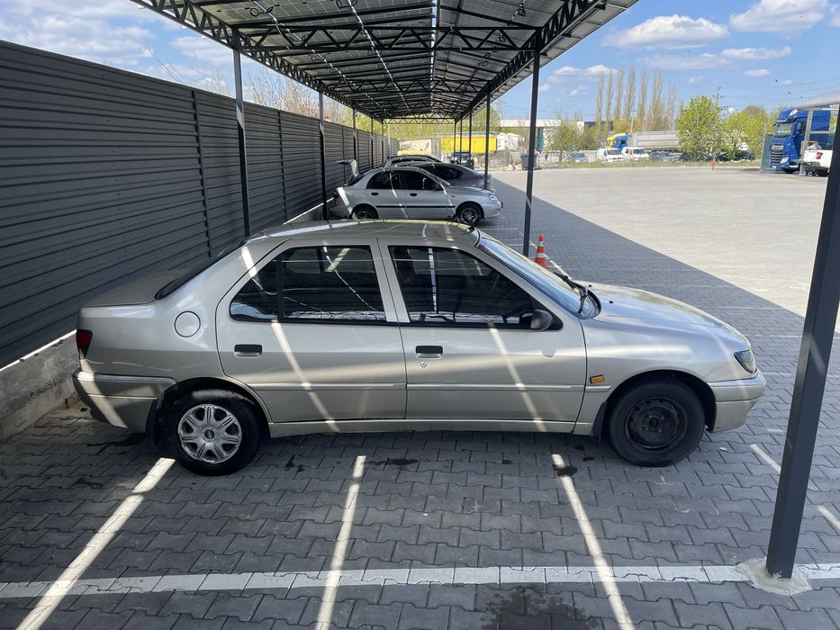 Peugeot 306 1.4 бензин