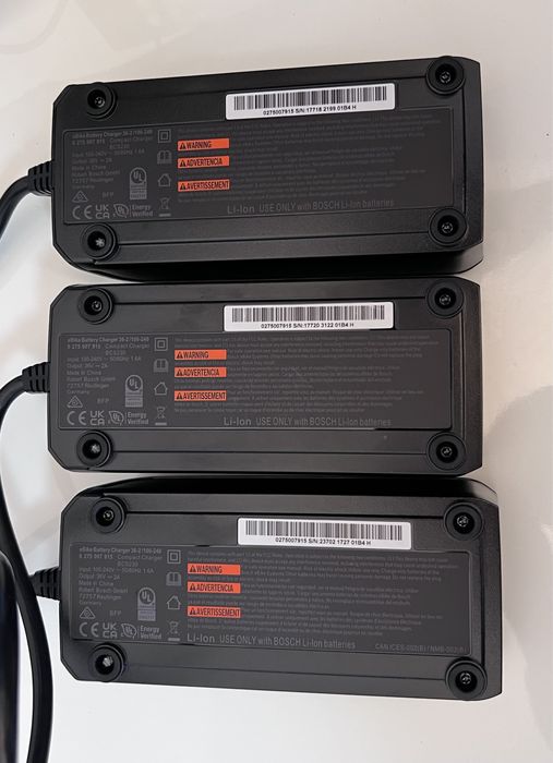 Зарядний пристрій Bosch A2 для електровелосипеда