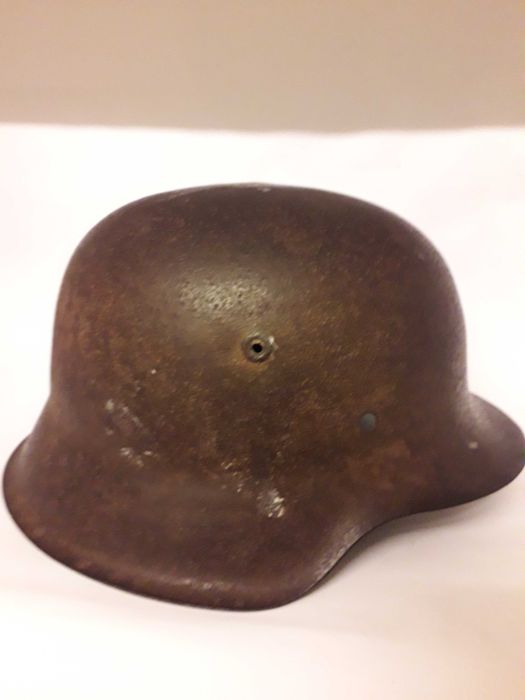 Stary niemiecki hełm.
