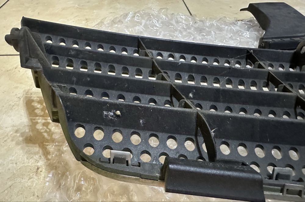 Grelha Mercedes Sportcoupe 2001 a 2008