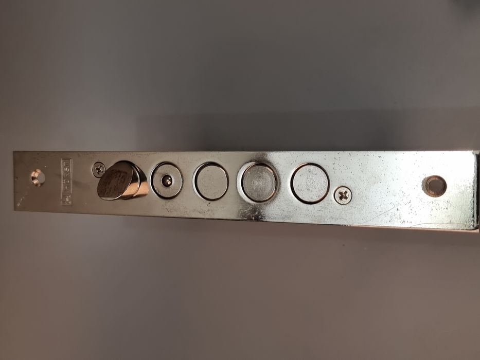 Врізний сувальдний замок Horst