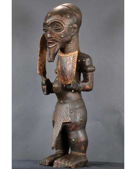 Postać wodza. Luluwa. Drewno. Kongo. XX wiek.