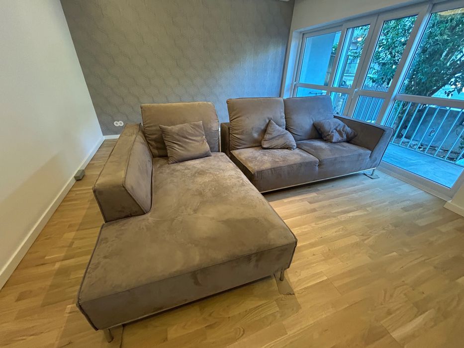 Sofá com chaise long