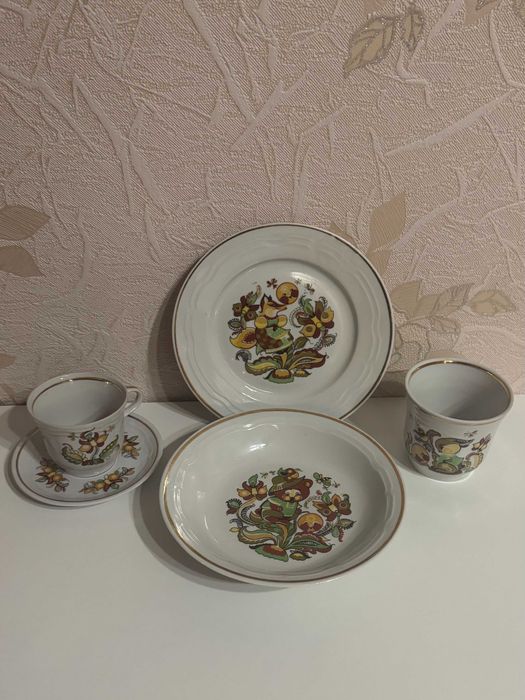 Наборы детской посуды"Колобок"Синельниково СССР