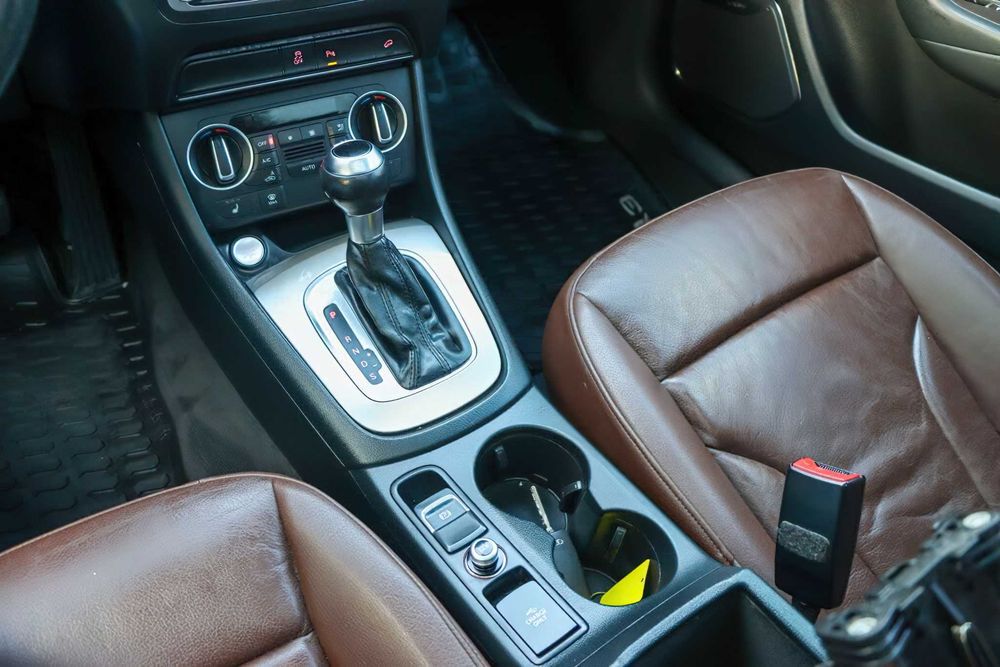 Audi Q3      2018