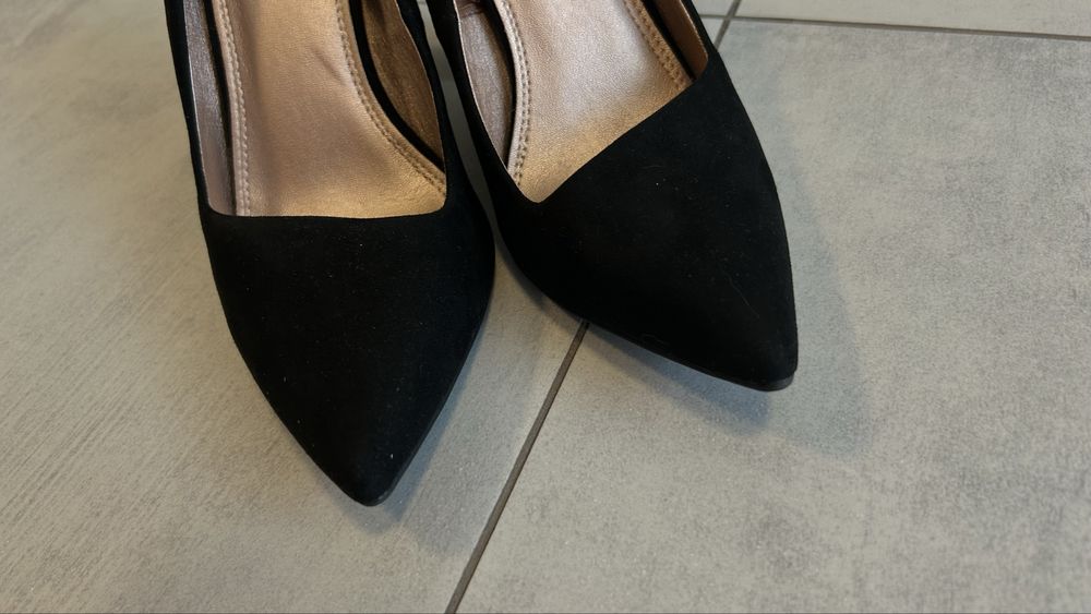 Жіночі туфлі MOHITO