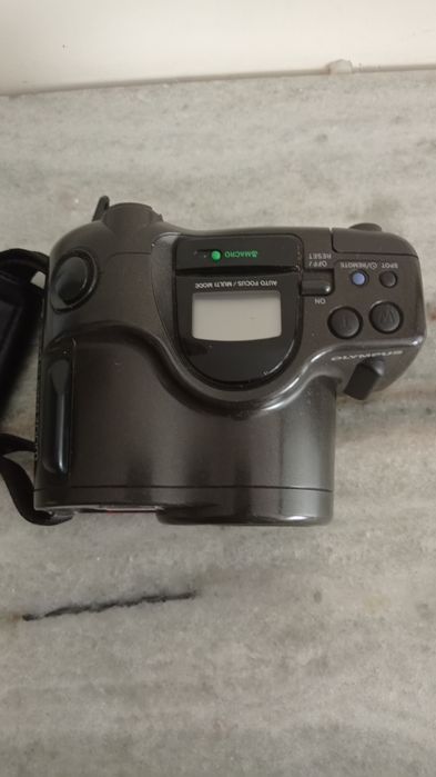 Máquina fotográfica Olimpus