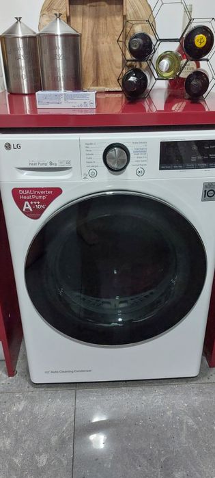 Vendo máquina de secar roupa lg  8kg como nova
