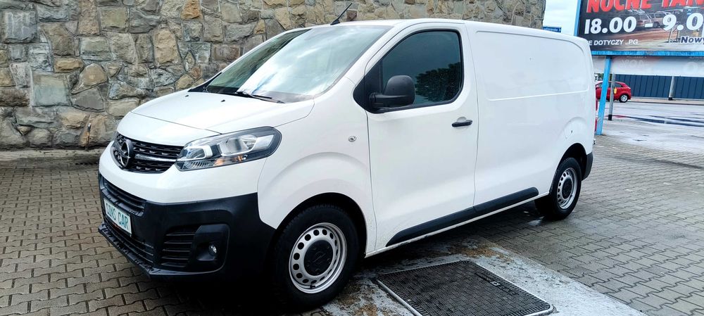 Samochód Opel Vivaro 2020. Mały przebieg