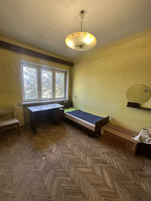 2 Кімнатна Квартира В Центрі Дрогобича