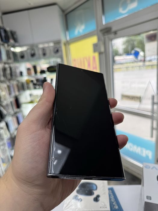 Битый дисплей Samsung s23 Ultra