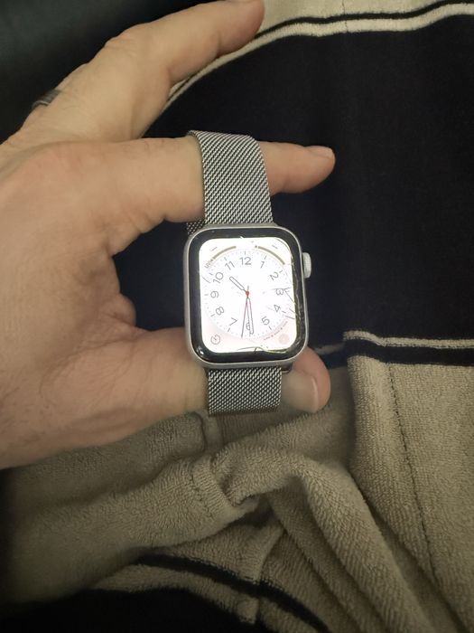 WATCH APPLE serii 6 używany