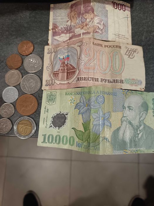 Coleção moedas e notas