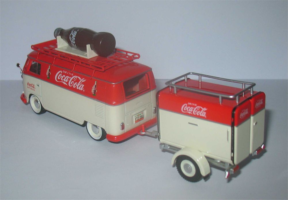 Volkswagen Kombi T1 + Atrelado - Coca-Cola