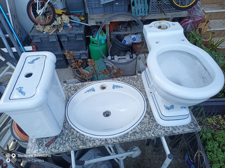 Conjunto casa de banho tudo direitinho