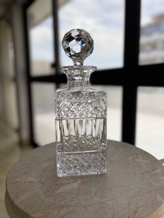 Garrafa em Cristal Atlantis - Design Exclusivo