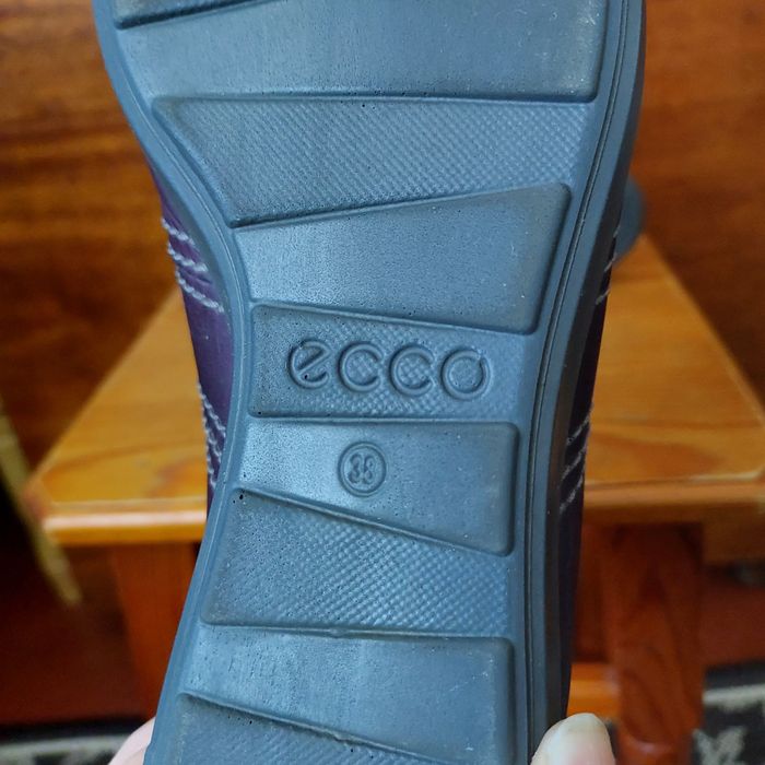 Ботинки кросовки ecco