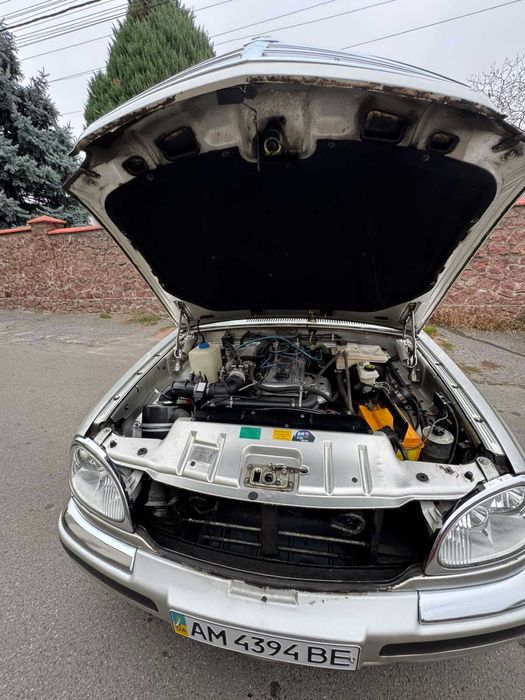 ПРОДАМ ГАЗ ВОЛГА 31105.801..змз406.перший власник салону.НОВА