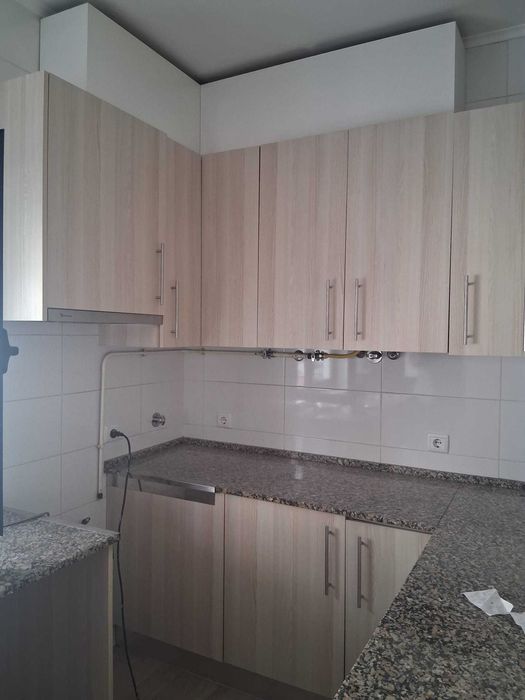Cozinha usada em bom estado