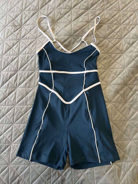 Комбінезон для спорту