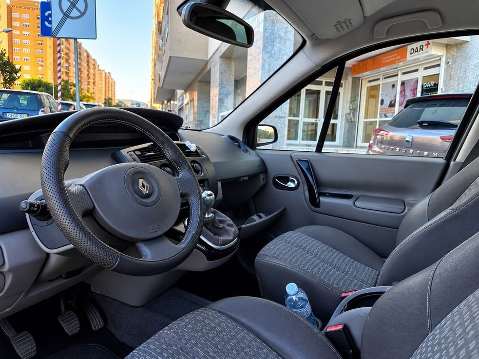 Renault Scénic 1.5 dCi – Bom Estado!