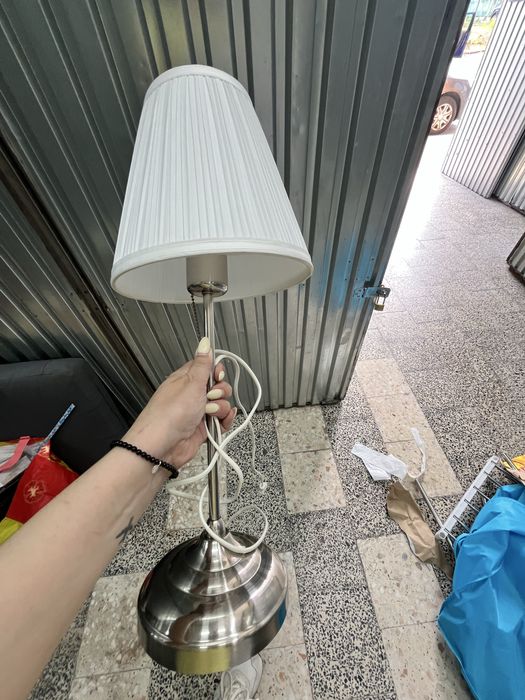 Candeeiro de mesa prateado Arstid Ikea