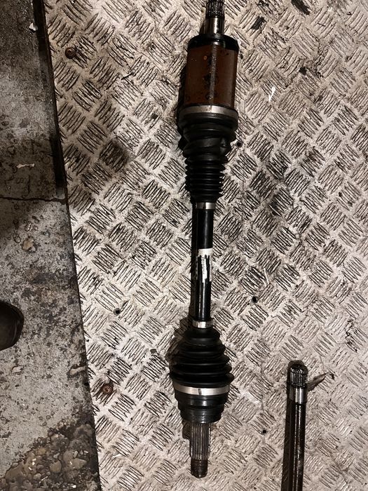 Bmw x5 f15 x6 f16 półoś lewa przód