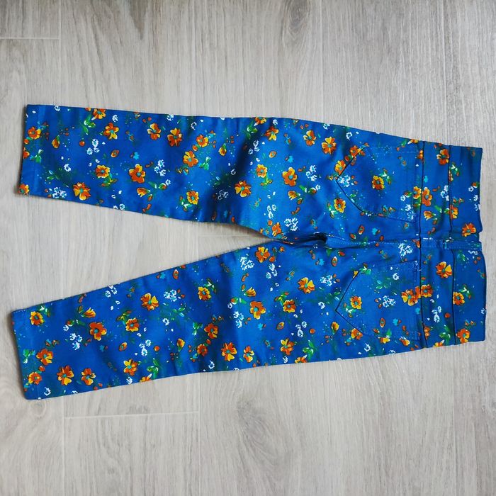 Штаны лосины Брюки на девочку 4-5 лет новые