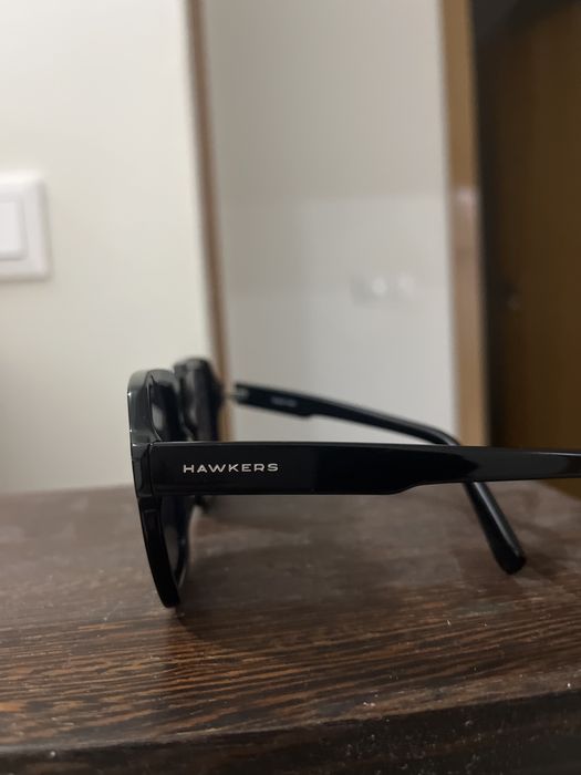 óculos hawkers novos