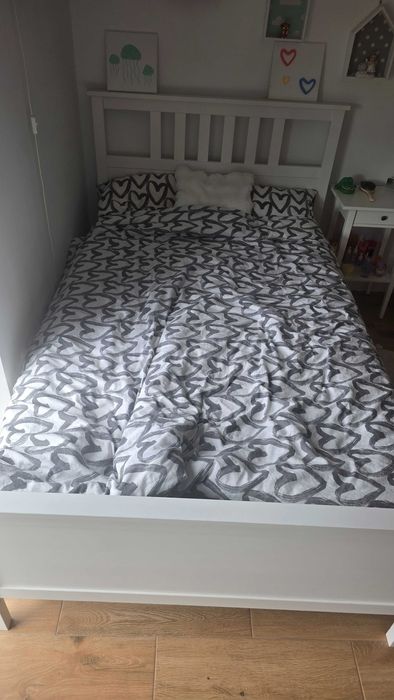 Łózko ikea 120x200 w b.dobrym stanie