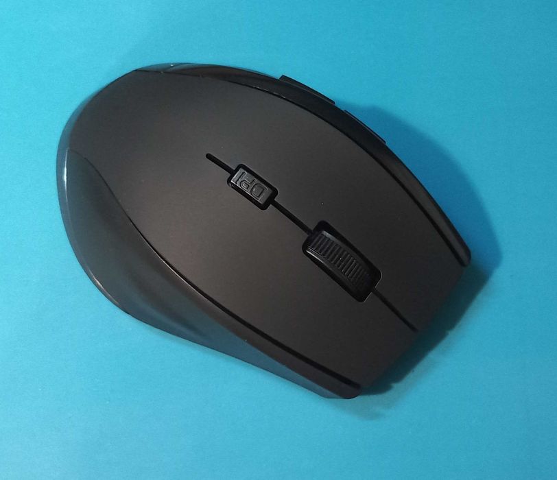 компьютерная мышь (беспроводная)