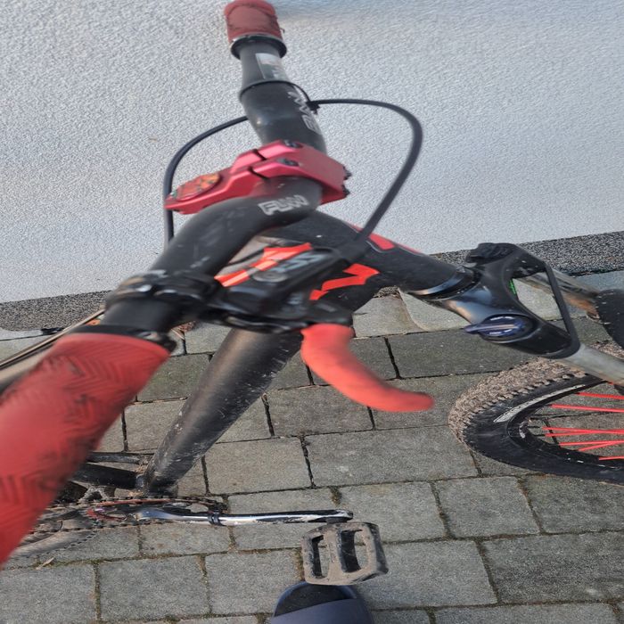 Rower wyczynowy stunt