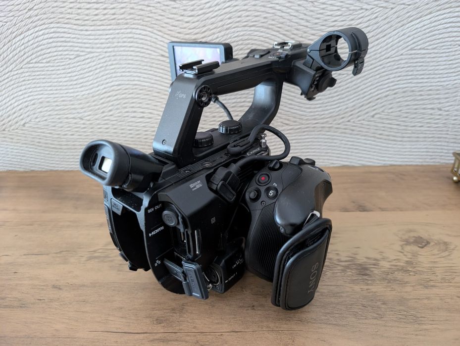 Sony FS5 ii - Super35 Cinema Camera
