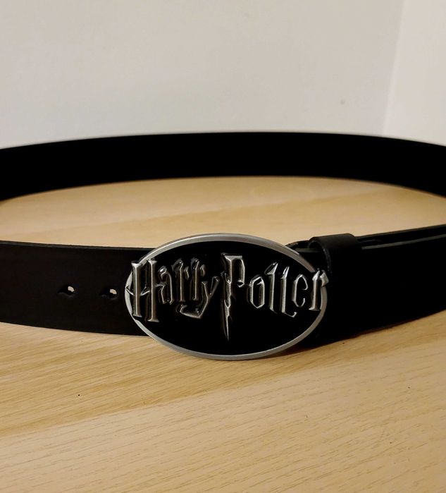 Czarny skórzany pasek ręcznie robiony z klamrą Harry Potter