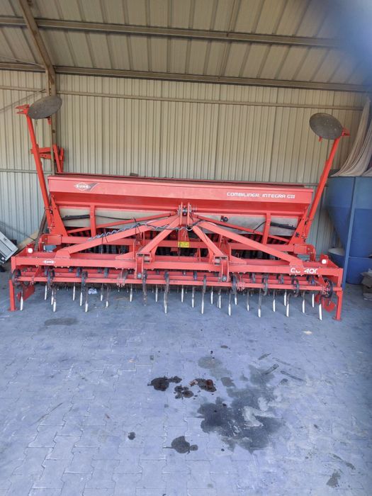Siewnik kuhn 4m