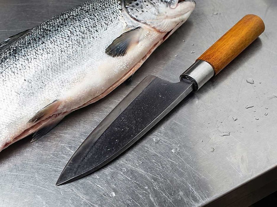 Japoński Nóż Deba 190 mm Suigetsu – Ręcznie Kuty Echizen Stal węglowa