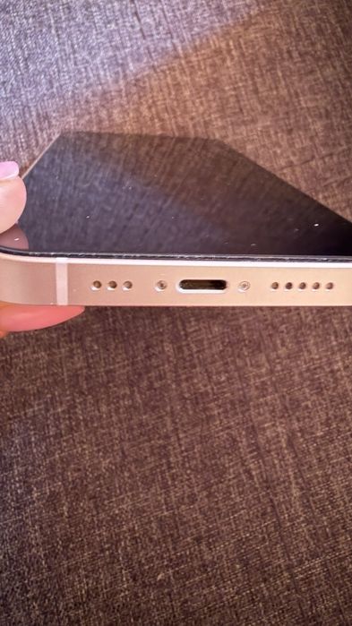 Продам Apple Iphone 13