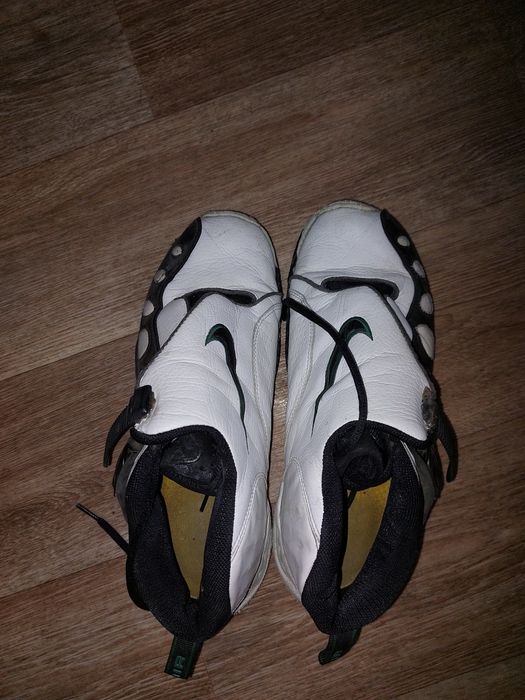 Баскетбольные кроссовки Nike 44