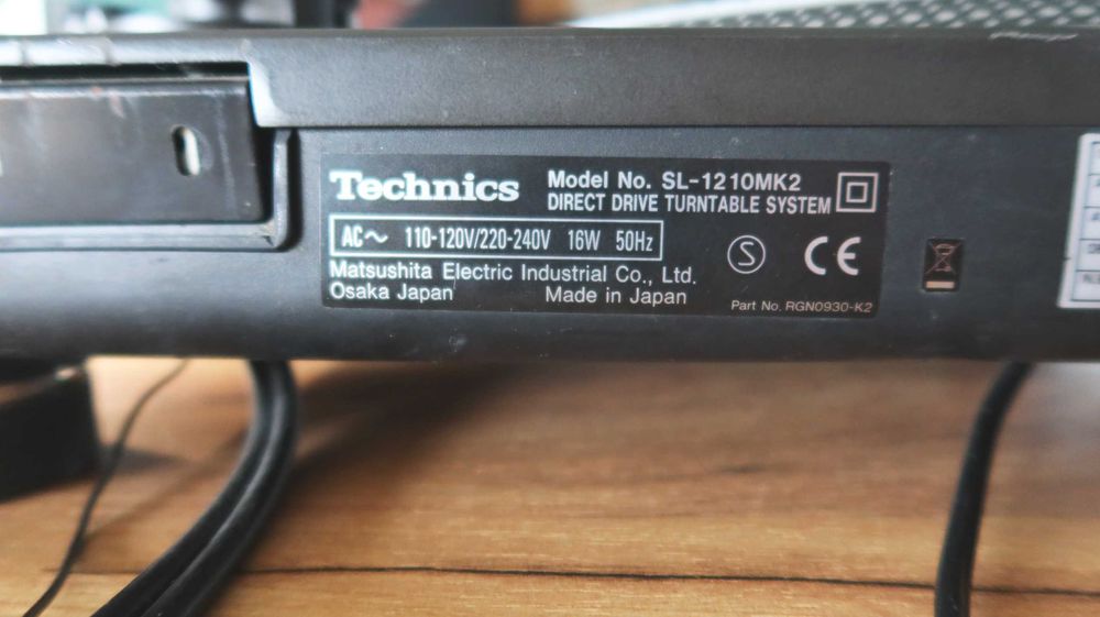 2x gramofony Technics SL-1210MK2 + systemy Ortofon Pro S + pokrywy