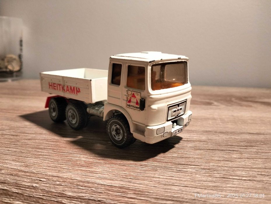 Camião transporte carga Man Siku