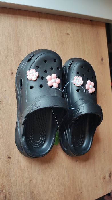 Klapki damskie czarne
