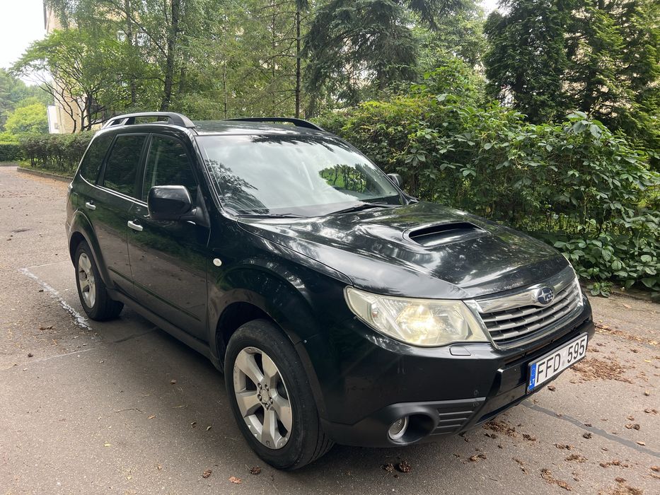 Свіжий Subaru Forester 2010 року