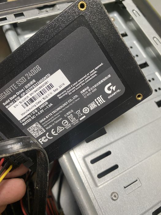 Продаж вживаного ПК