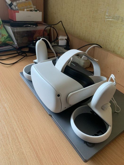 Окуляри віртуальної реальності: Oculus Quest 2 128Gb.