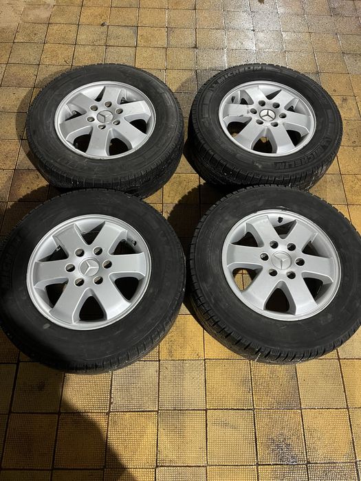 Шини диски 235 65 16с  6 130 16 MERSEDES Sprinter