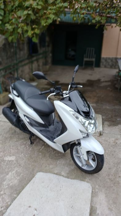Продам максі скутер Yamaha Majesty s155